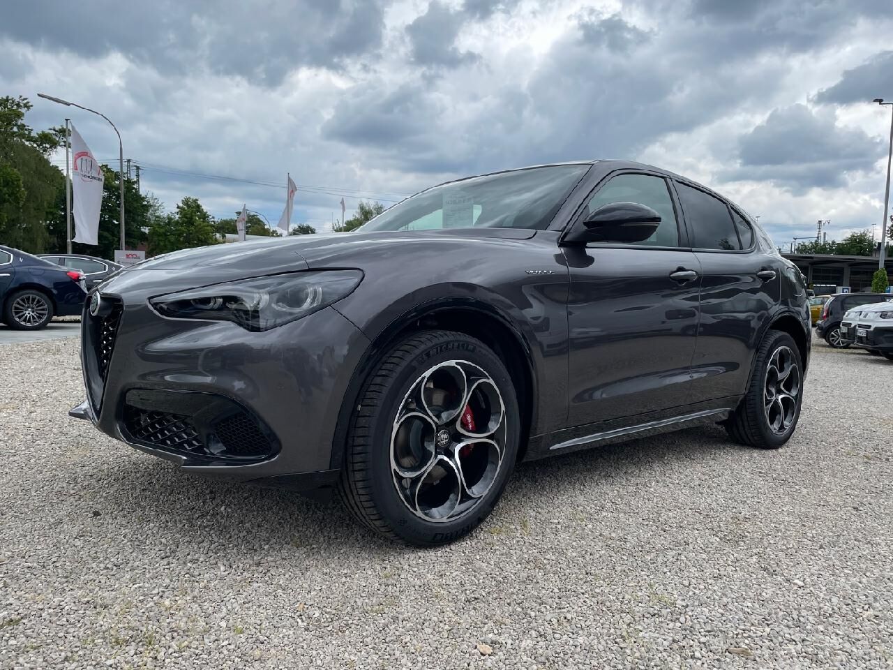 ALFA ROMEO Stelvio Veloce Q4 Ansicht 1 für Fahrzeugdetailseite