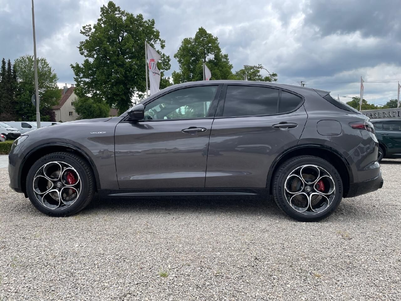 ALFA ROMEO Stelvio Veloce Q4 Ansicht 2 für Fahrzeugdetailseite