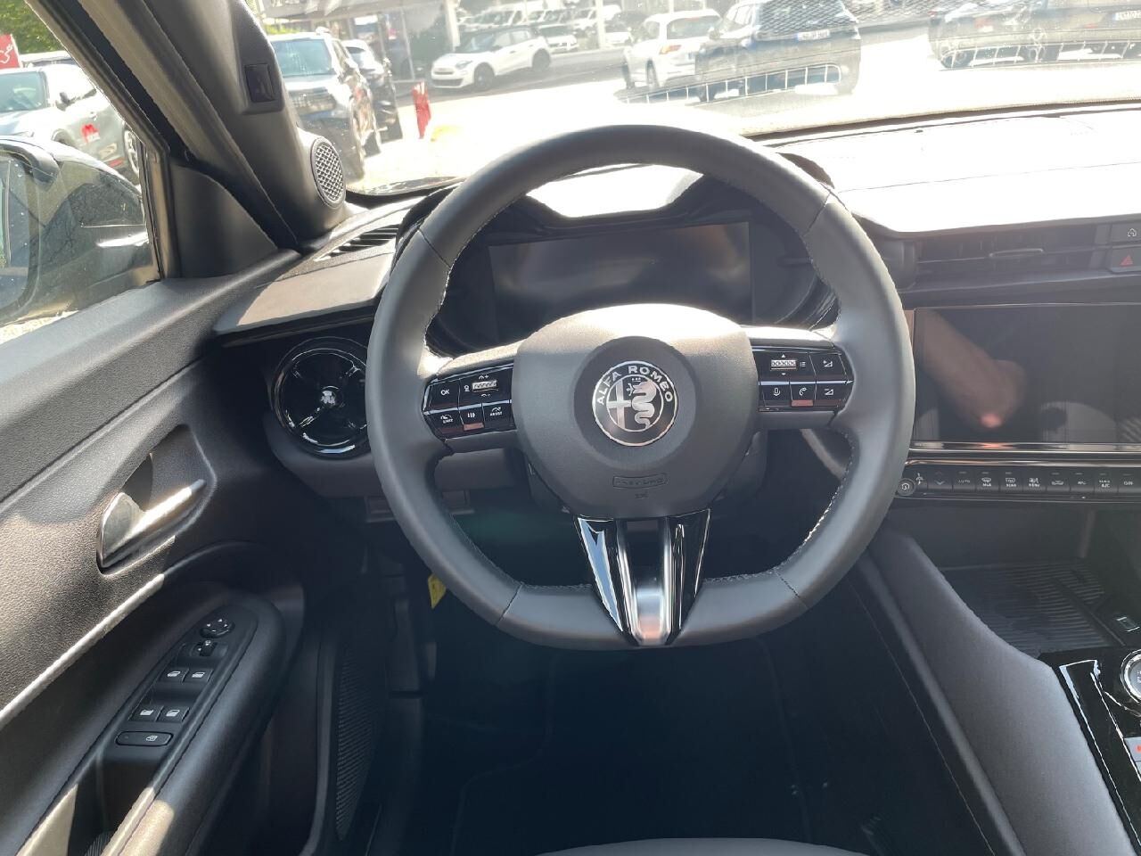 ALFA ROMEO Junior Ibrida TI 107 KW 48-V-Hybrid Ansicht 11 für Fahrzeugdetailseite