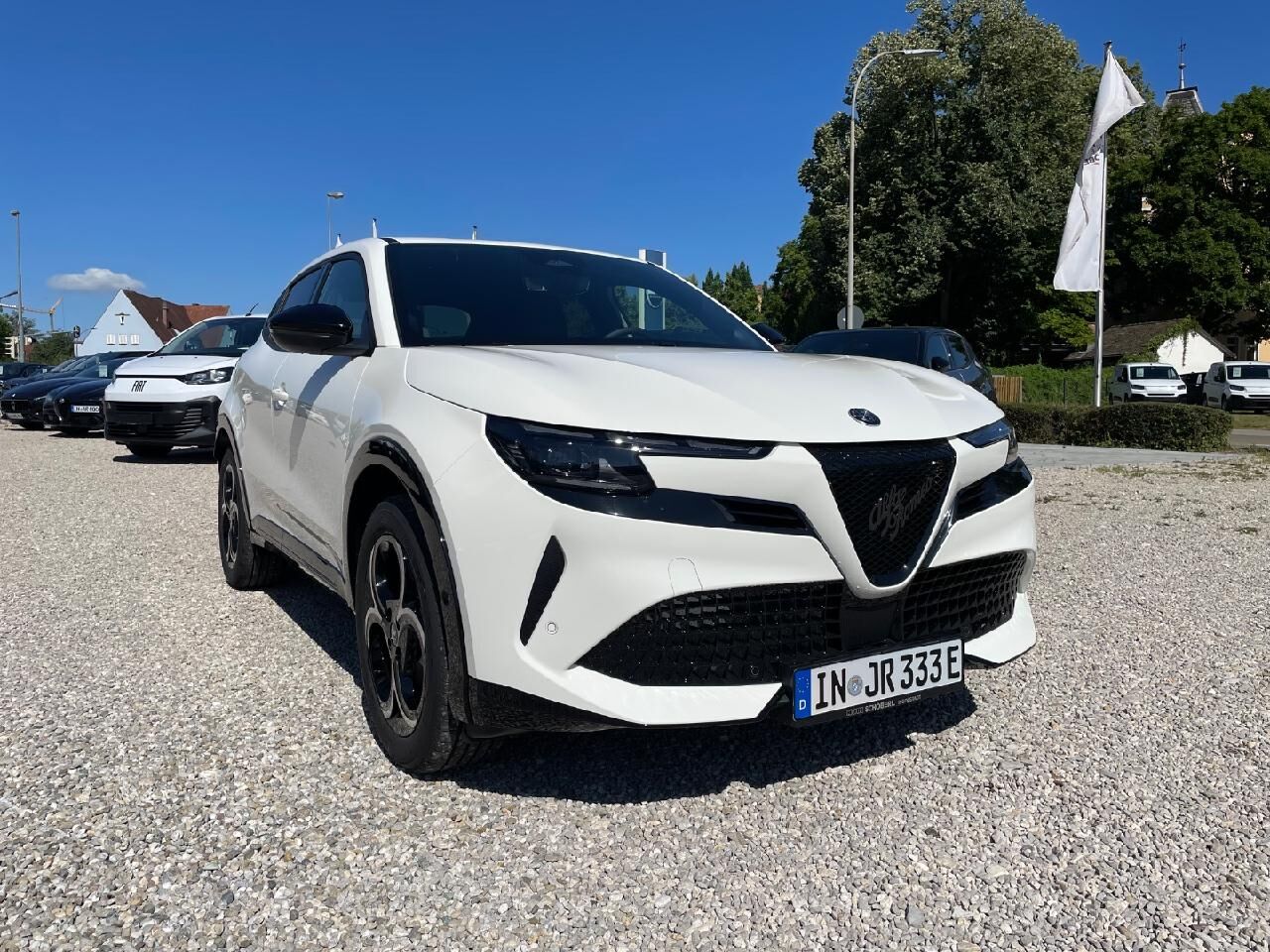 ALFA ROMEO Junior Elettrica 115 kW TI Ansicht 2 für Fahrzeugdetailseite