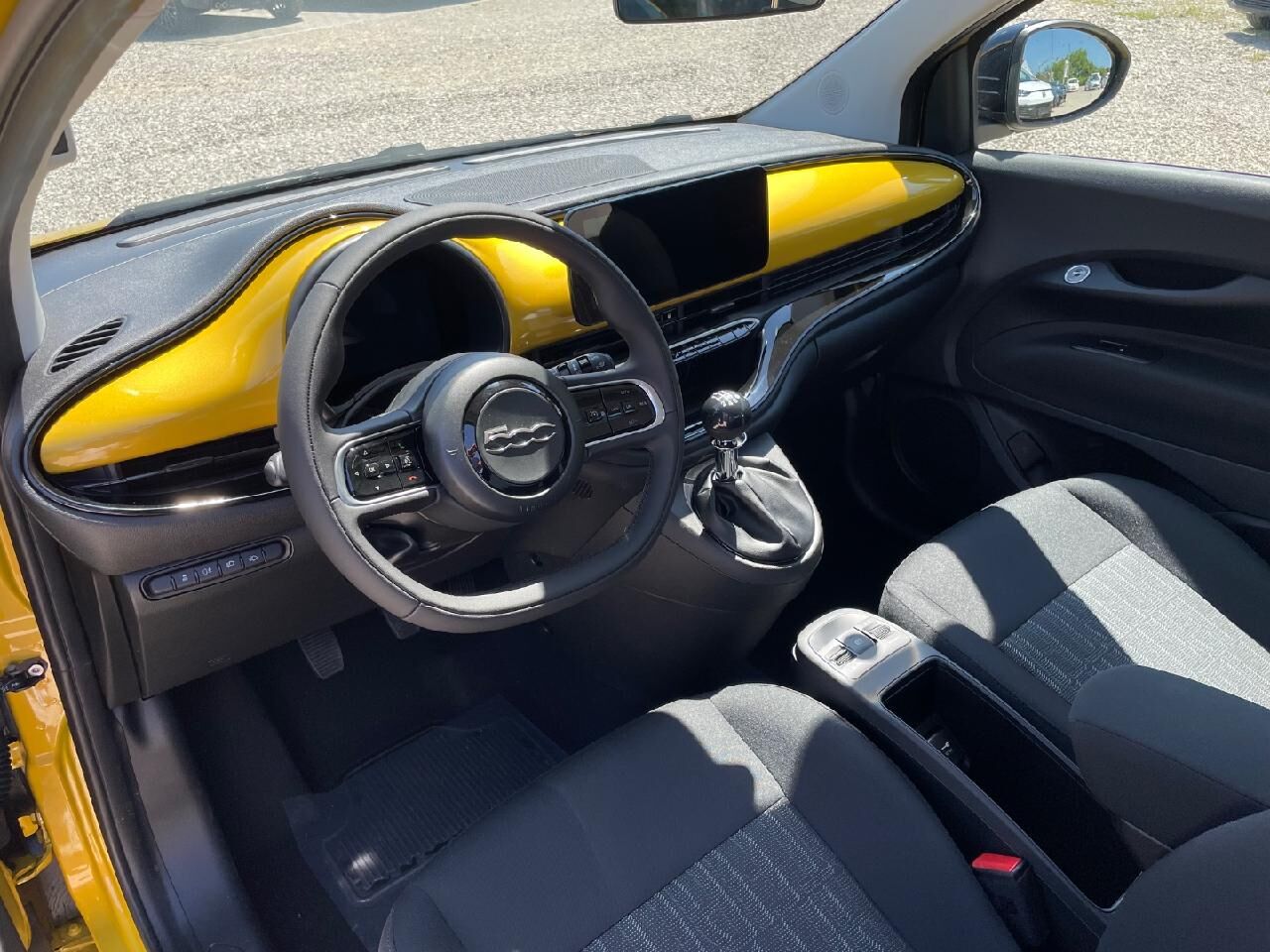 FIAT 500 Lim. 1.0 Hybrid 48 kW Icon inkl. Komfort-Pake Ansicht 6 für Fahrzeugdetailseite
