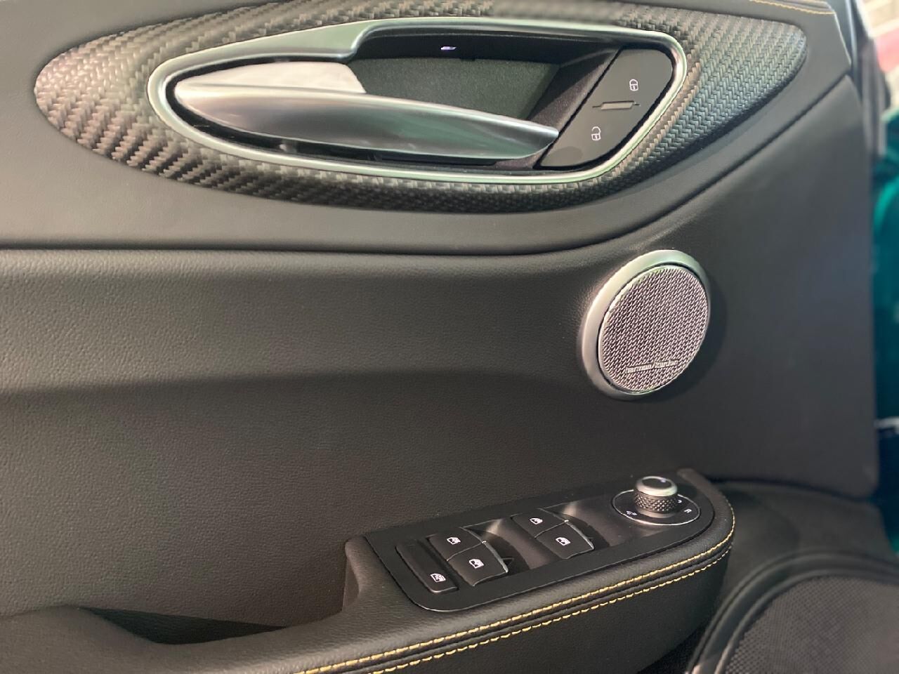 ALFA ROMEO Andere Quadrifoglio Oro Ansicht 19 für Fahrzeugdetailseite