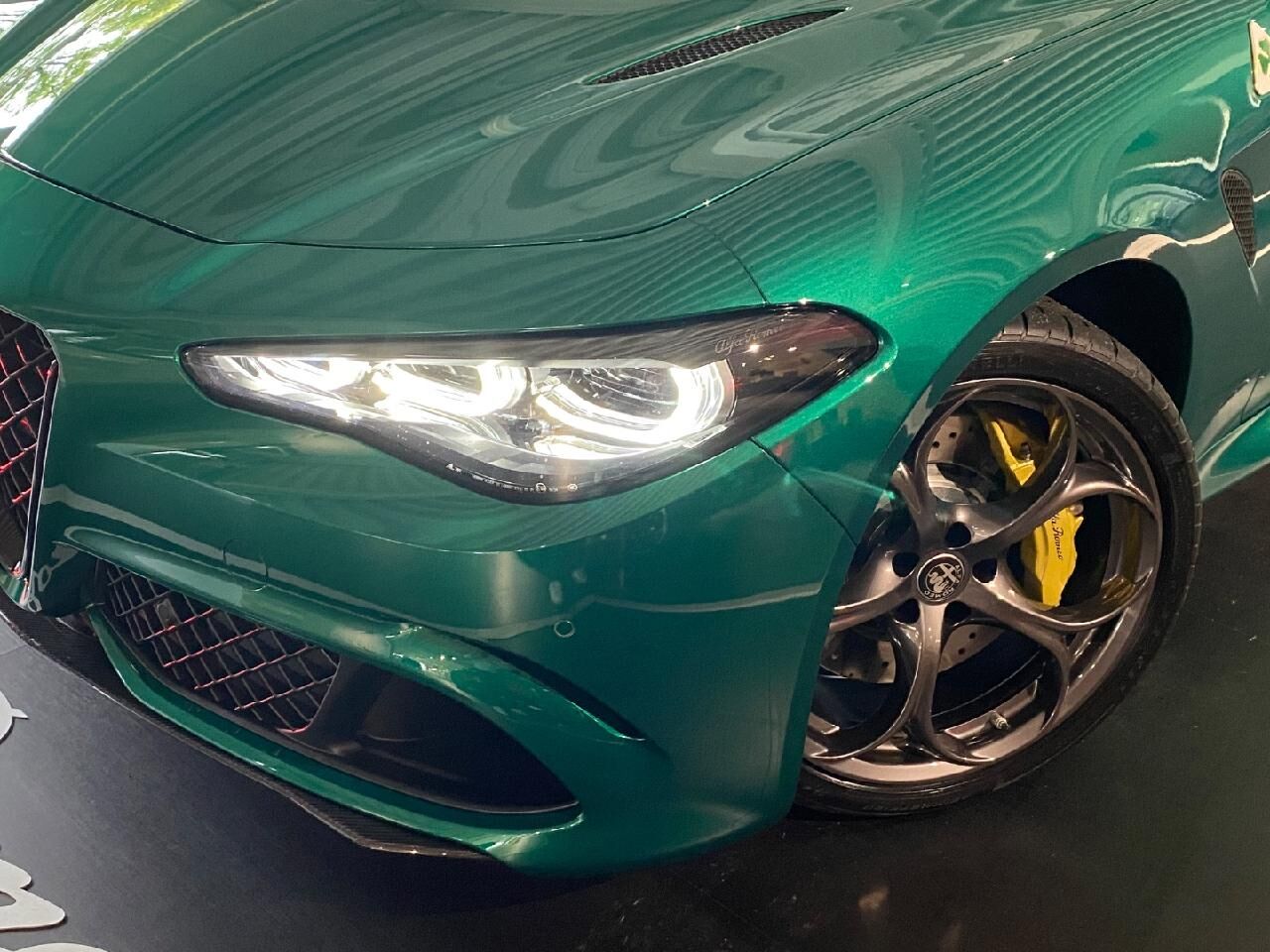 ALFA ROMEO Andere Quadrifoglio Oro Ansicht 2 für Fahrzeugdetailseite