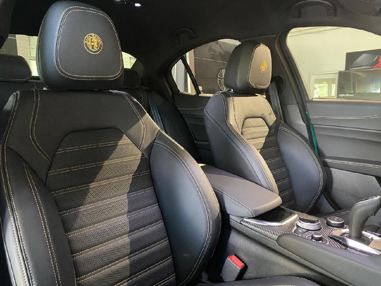 ALFA ROMEO Andere Quadrifoglio Oro Ansicht 24 für Fahrzeugdetailseite