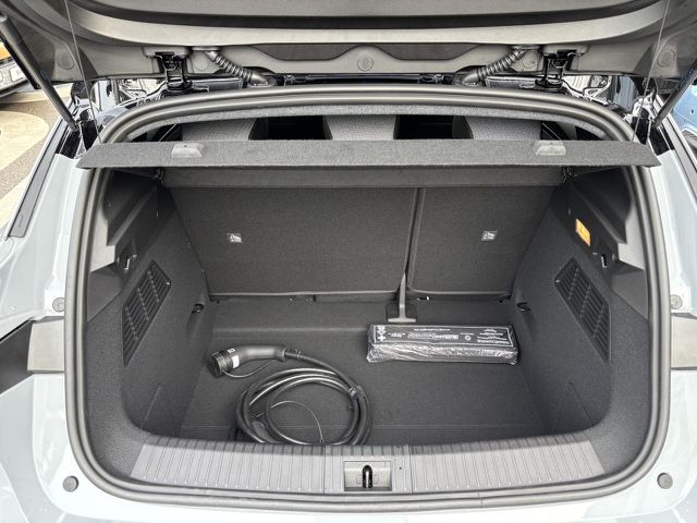 RENAULT Megane E-Tech 100% ele Techno 220 SHZ KAMERA NAVI Ansicht 9 für Fahrzeugdetailseite