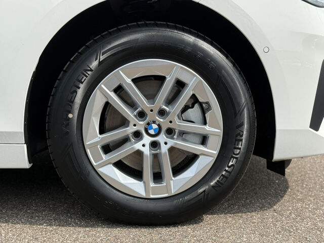 BMW 218 Active Tourer 218i Active Tourer Komfortzugang AHK Adaptiv-LED Ansicht 8 für Fahrzeugdetailseite