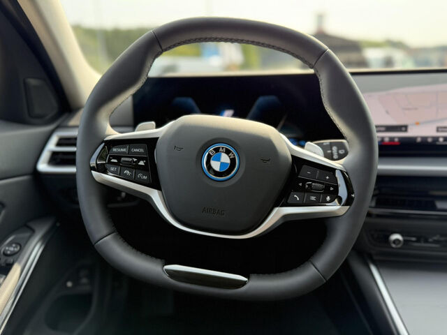 BMW 330 e xDrive Touring LED HUD AHK 18 Ansicht 11 für Fahrzeugdetailseite