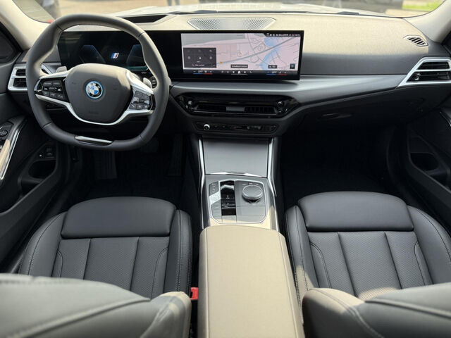 BMW 330 e xDrive Touring LED HUD AHK 18 Ansicht 15 für Fahrzeugdetailseite