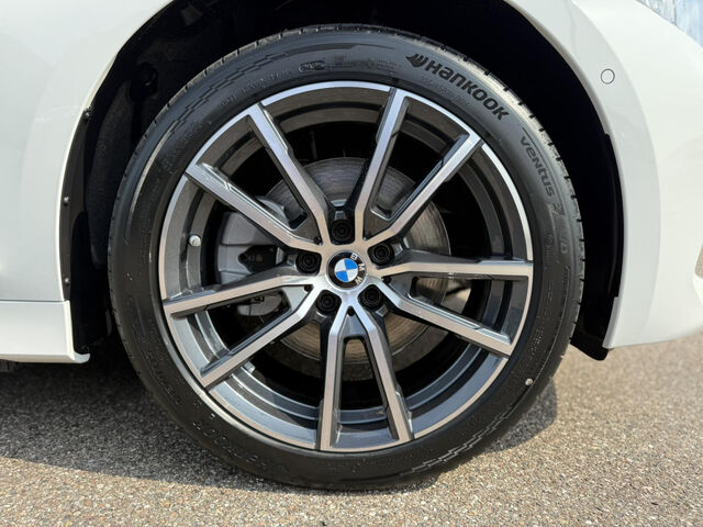 BMW 330 e xDrive Touring LED HUD AHK 18 Ansicht 8 für Fahrzeugdetailseite