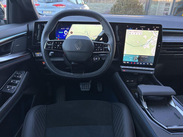 RENAULT Rafale Atelier Alpine E-Tech Plug-in Hybrid 300 PS Ansicht 12 für Fahrzeugdetailseite