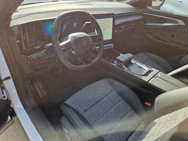 RENAULT Espace 6 Techno E-Tech Full Hybrid 200 SHZ LED Ansicht 14 für Fahrzeugdetailseite