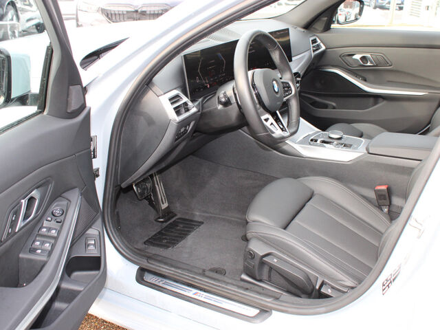 BMW 320 d xDr.T.M Sport PanoD.AHK ACC HUD Lenkradh.P+ Ansicht 9 für Fahrzeugdetailseite