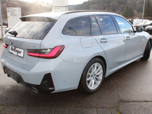 BMW 320 i T.M Sport PanoD.AHK ACC HUD Lenkradh.Park+ Ansicht 4 für Fahrzeugdetailseite