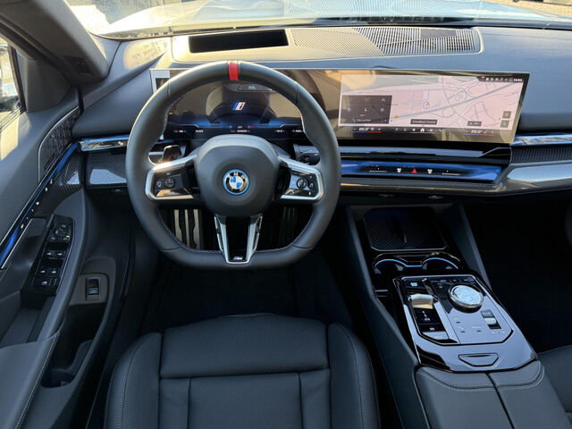 BMW i5 M60 xDrive Limo M Sport Pro B&W AHK Pano Komf.z Ansicht 14 für Fahrzeugdetailseite