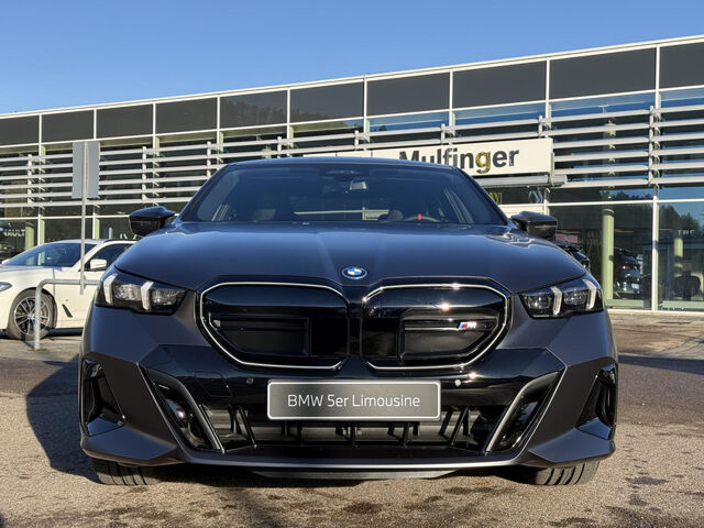 BMW i5 M60 xDrive Limo M Sport Pro B&W AHK Pano Komf.z Ansicht 3 für Fahrzeugdetailseite