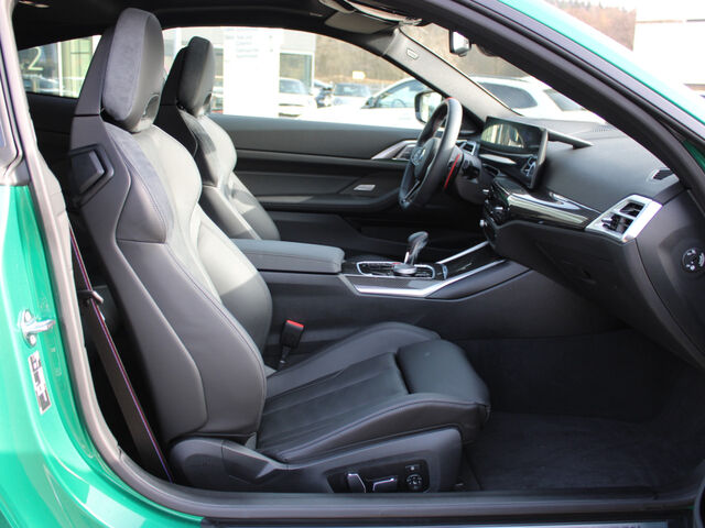 BMW M4 Compet. Compound GlasDach Leder Ha/Ka.19/20 Ansicht 10 für Fahrzeugdetailseite