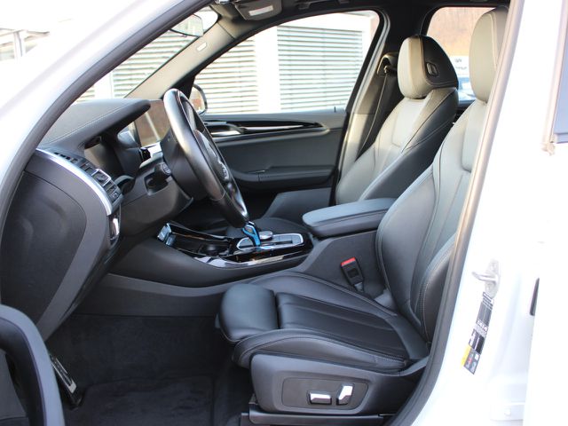 BMW iX3 M Sport Inspiring Driv-Ass-Prof. Ad-LED AHK Ansicht 7 für Fahrzeugdetailseite