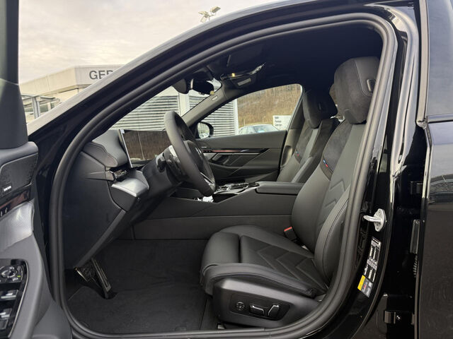 BMW 530 e xDrive Limo M Sport InnoPaket H/K DrivAss Plu Ansicht 11 für Fahrzeugdetailseite
