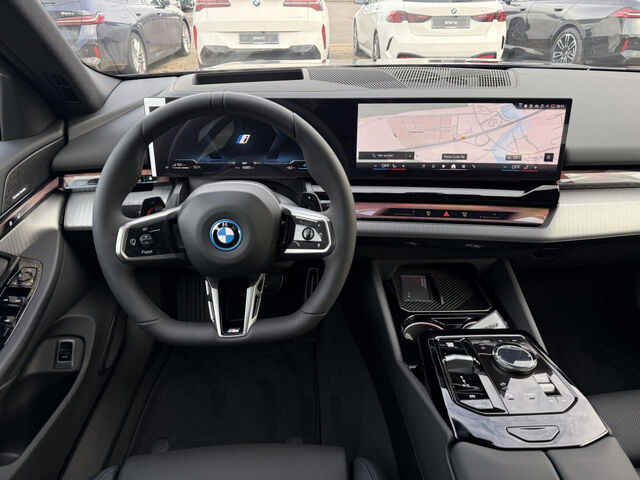 BMW 530 e xDrive Limo M Sport InnoPaket H/K DrivAss Plu Ansicht 14 für Fahrzeugdetailseite