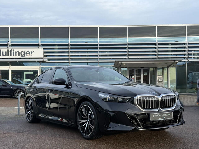 BMW 530 e xDrive Limo M Sport InnoPaket H/K DrivAss Plu Ansicht 2 für Fahrzeugdetailseite