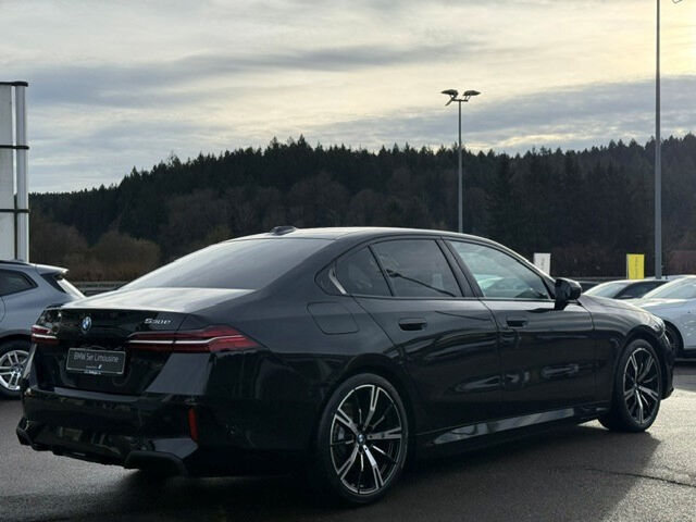 BMW 530 e xDrive Limo M Sport InnoPaket H/K DrivAss Plu Ansicht 7 für Fahrzeugdetailseite