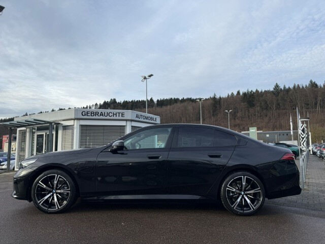 BMW 530 e xDrive Limo M Sport InnoPaket H/K DrivAss Plu Ansicht 8 für Fahrzeugdetailseite