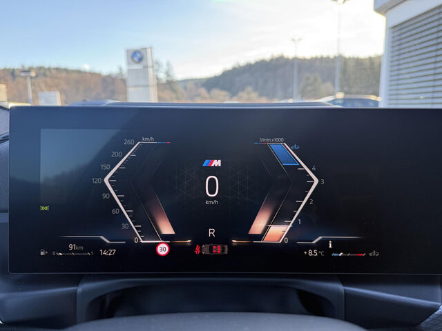 BMW 320 d xDrive M Pro LED HUD Parkassist Plus Lenkradh Ansicht 14 für Fahrzeugdetailseite
