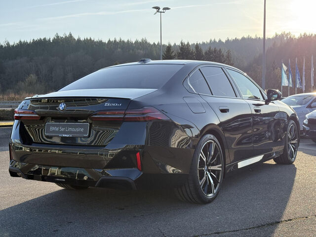 BMW 520 d xdrive Limo M Sport Pro B&W AHK HUD Lenkradhe Ansicht 8 für Fahrzeugdetailseite