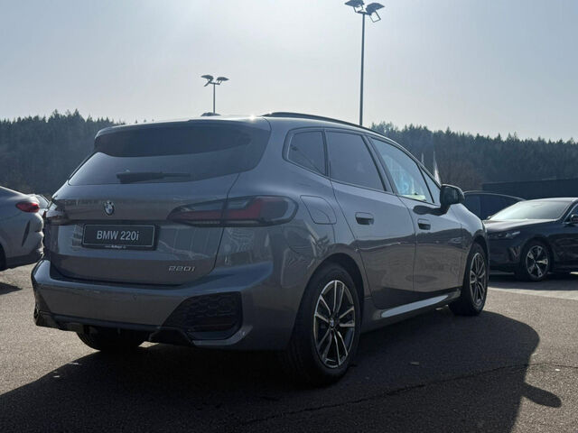 BMW 220 Active Tourer 220i Active Tourer M Sport AHK Komf.zug LED Ansicht 7 für Fahrzeugdetailseite