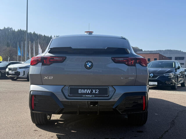 BMW X2 sDrive20i M Sport Pro AHK LED HUD H/R Komf.zug Ansicht 7 für Fahrzeugdetailseite