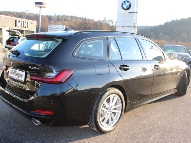 BMW 330 e T. FACELIFT LivePlus Sitz-/Lenkradh. AHK Ansicht 5 für Fahrzeugdetailseite