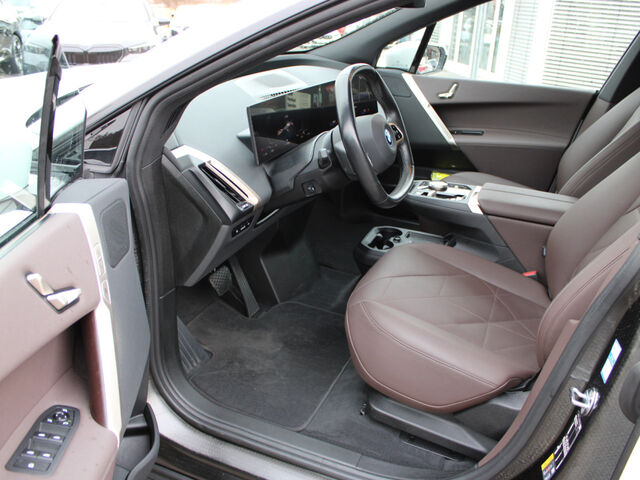 BMW iX x40 ACC Kamera Driv/LivePro.HiFi DAB 21 Ansicht 10 für Fahrzeugdetailseite