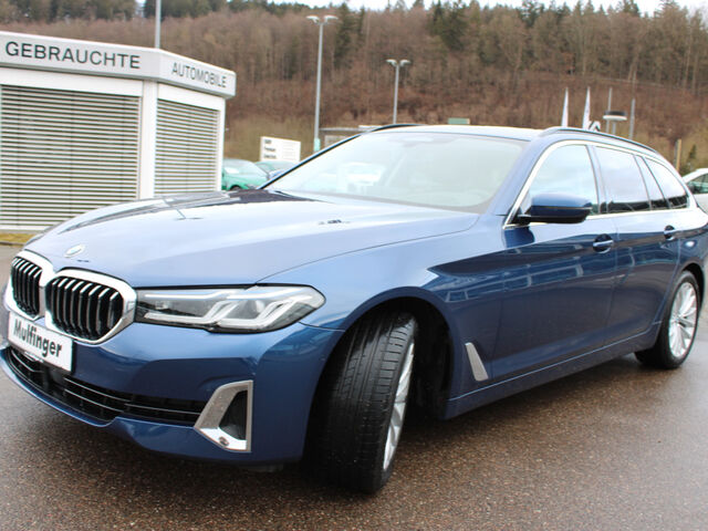 BMW 520 d T.Standh.Leder Laser HUD PanoD.LiveProf.AHK Ansicht 3 für Fahrzeugdetailseite
