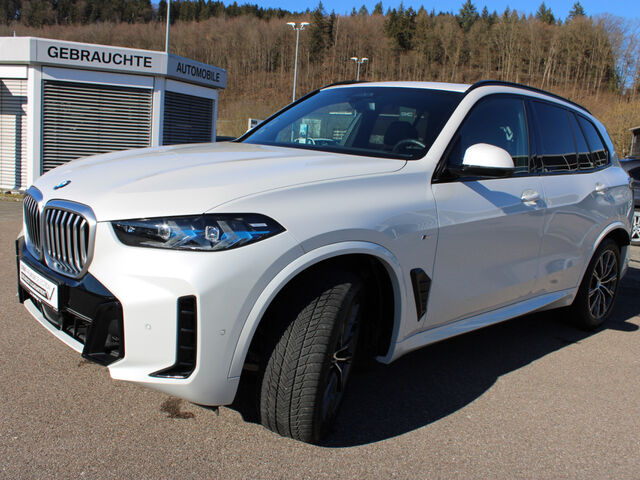 BMW X5 x30d M Sport Sky IntAktL.SurView ACC Soft AHK Ansicht 4 für Fahrzeugdetailseite