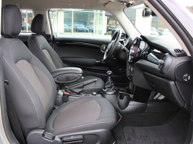 MINI Cooper Essential Trim LED DrivAss.Sitzh.CarPlay Ansicht 10 für Fahrzeugdetailseite