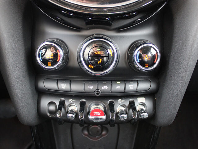 MINI Cooper Classic DKG Apple LED DAB+ Ansicht 14 für Fahrzeugdetailseite