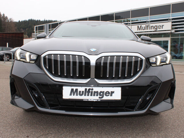 BMW 520 d T.M Sport ACC SuView.Standh.Sitzbel.AHK 20 Ansicht 4 für Fahrzeugdetailseite