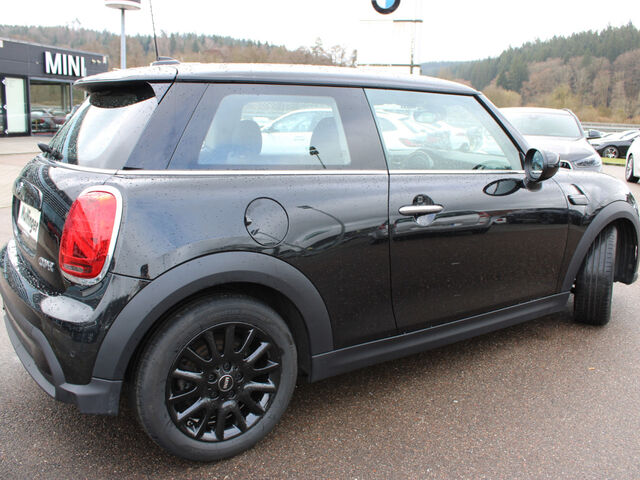 MINI Cooper Classic DKG Apple LED DAB+ Ansicht 6 für Fahrzeugdetailseite