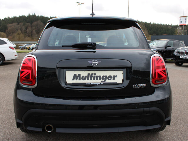 MINI Cooper Classic DKG Apple LED DAB+ Ansicht 7 für Fahrzeugdetailseite