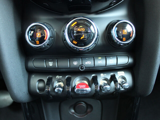 MINI Cooper Classic DKG Apple LED DAB+ Ansicht 15 für Fahrzeugdetailseite