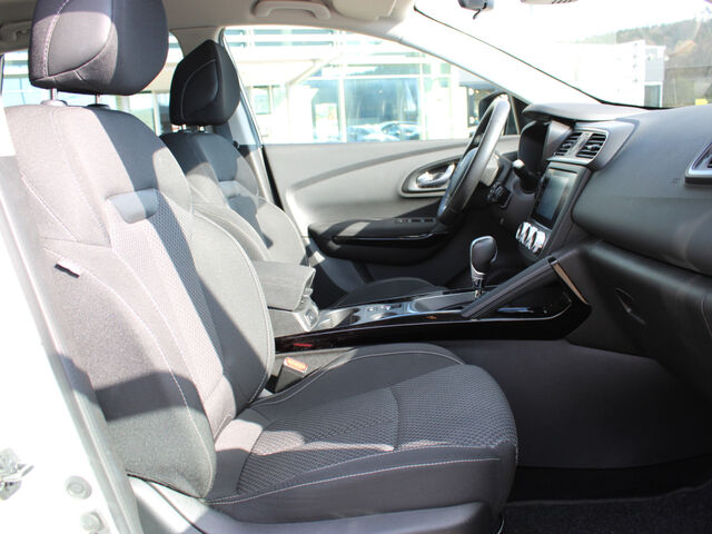 RENAULT Kadjar dCi 115 EDC ZEN Navi LED Ansicht 10 für Fahrzeugdetailseite