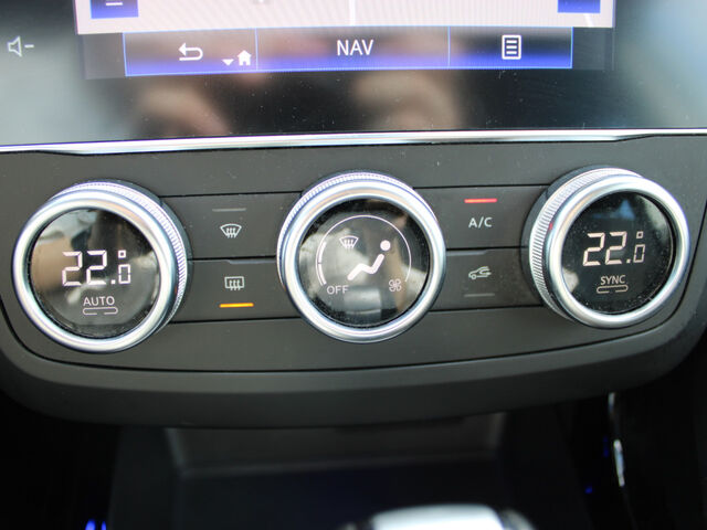 RENAULT Kadjar dCi 115 EDC ZEN Navi LED Ansicht 14 für Fahrzeugdetailseite