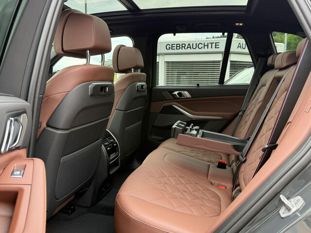 BMW X5 xDrive30d M Pro Inno Standh DrivAssProf AHK H/K Ansicht 11 für Fahrzeugdetailseite