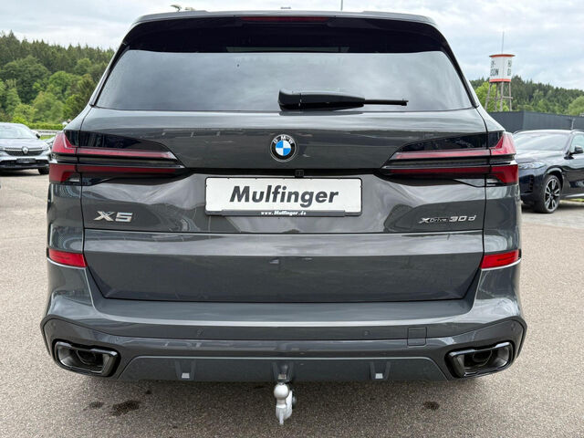 BMW X5 xDrive30d M Pro Inno Standh DrivAssProf AHK H/K Ansicht 7 für Fahrzeugdetailseite
