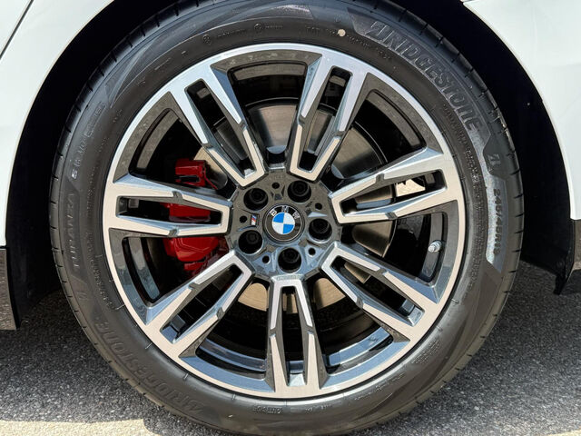 BMW 520 d xDrive Limo M Pro DrivAssPlus SHZ H/K AHK 19 Ansicht 10 für Fahrzeugdetailseite