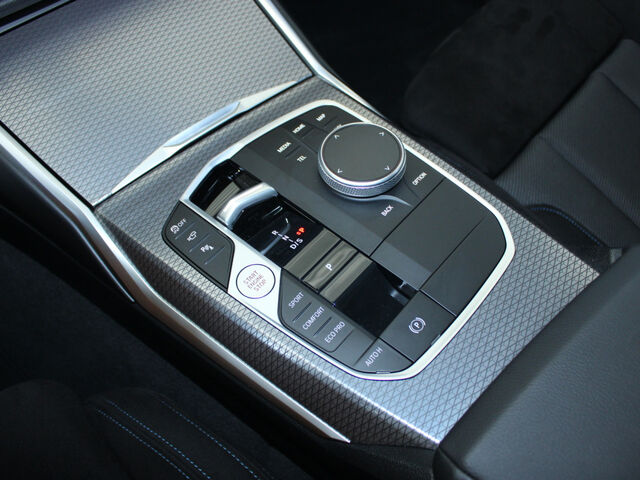 BMW 320 d T. M Sport HUD ACC SuView.LiveProf.HiFi 19 Ansicht 14 für Fahrzeugdetailseite