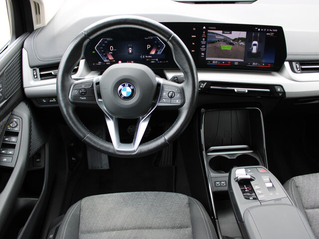BMW 218 Active Tourer 218i ActiveT. Aut. Widscreen Ad-LED Kamera AHK Ansicht 11 für Fahrzeugdetailseite