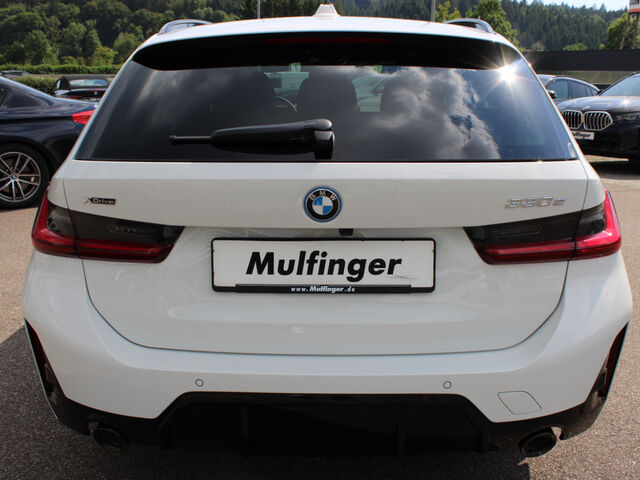 BMW 330 e xDrive Touring MPro Inno ParkPlus HiFi AHK 18 Ansicht 6 für Fahrzeugdetailseite