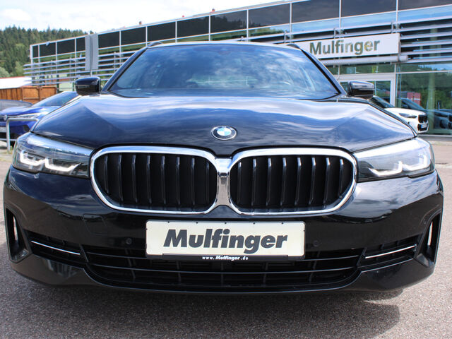 BMW 530 d Tour.PanoD.LiveProf.Kamera HiFi DrivParkAss Ansicht 3 für Fahrzeugdetailseite
