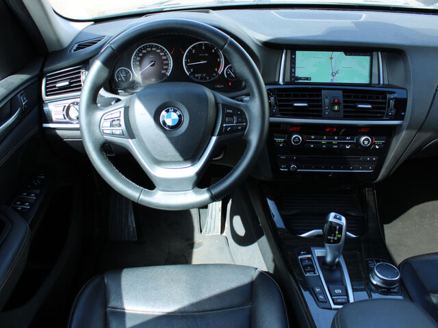 BMW X3 x30d Leder HUD PanoD.NaviPro.Ha/Ka.Memory AHK Ansicht 11 für Fahrzeugdetailseite